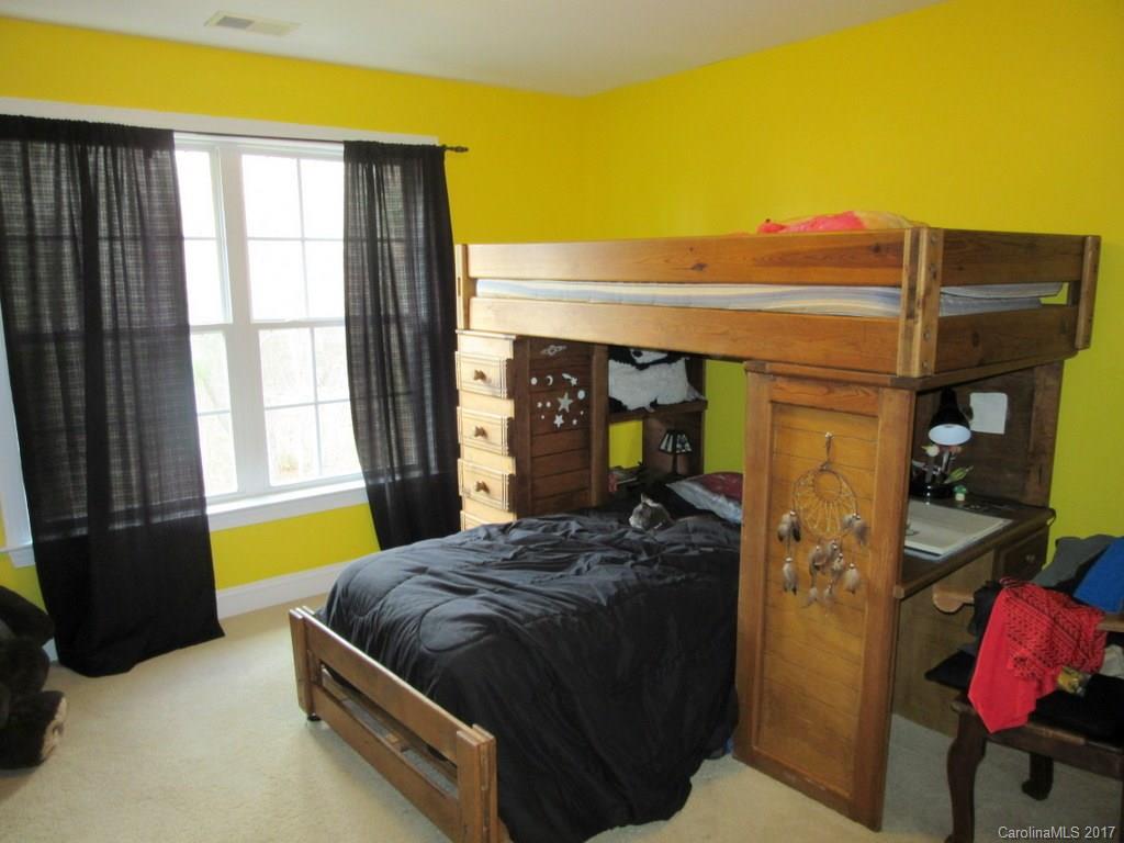 Locust Valley - Residential