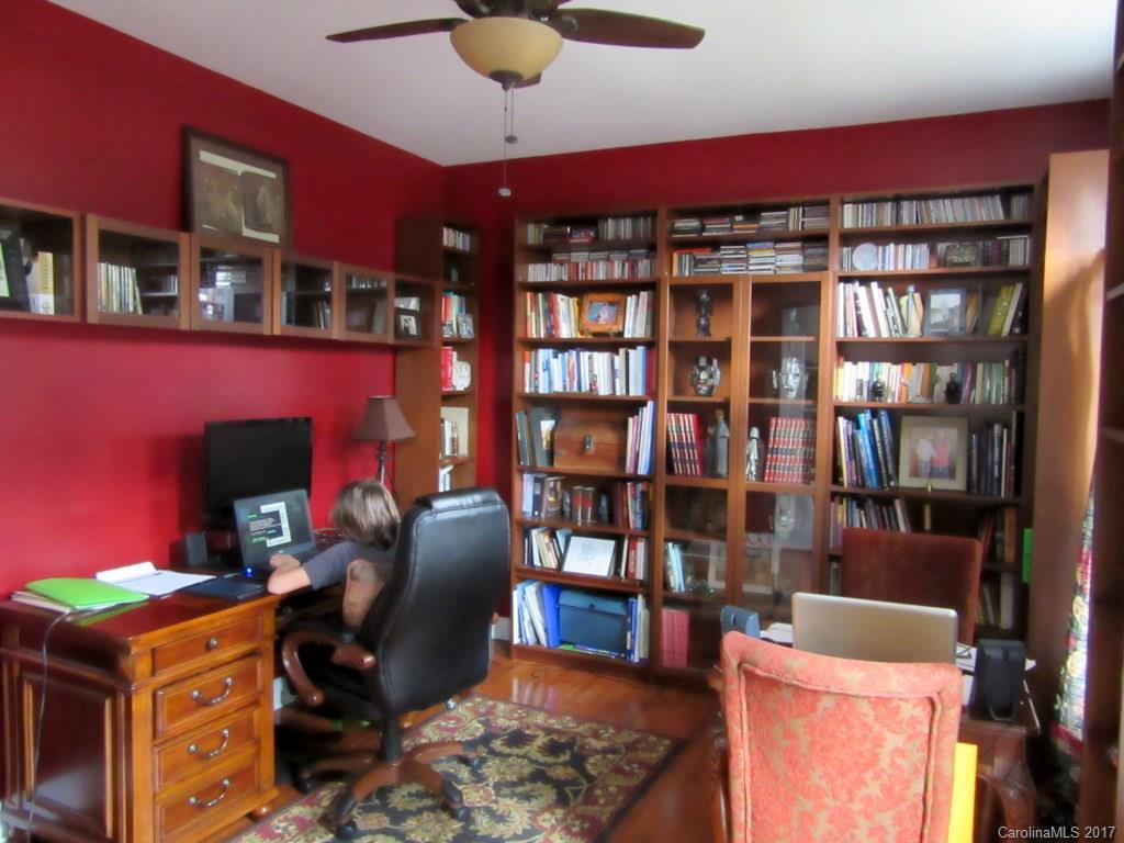 Locust Valley - Residential