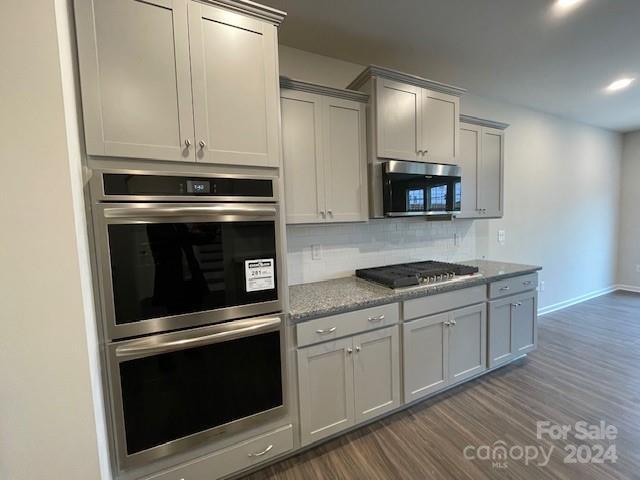 Falls Cove at Lake Norman - Residential