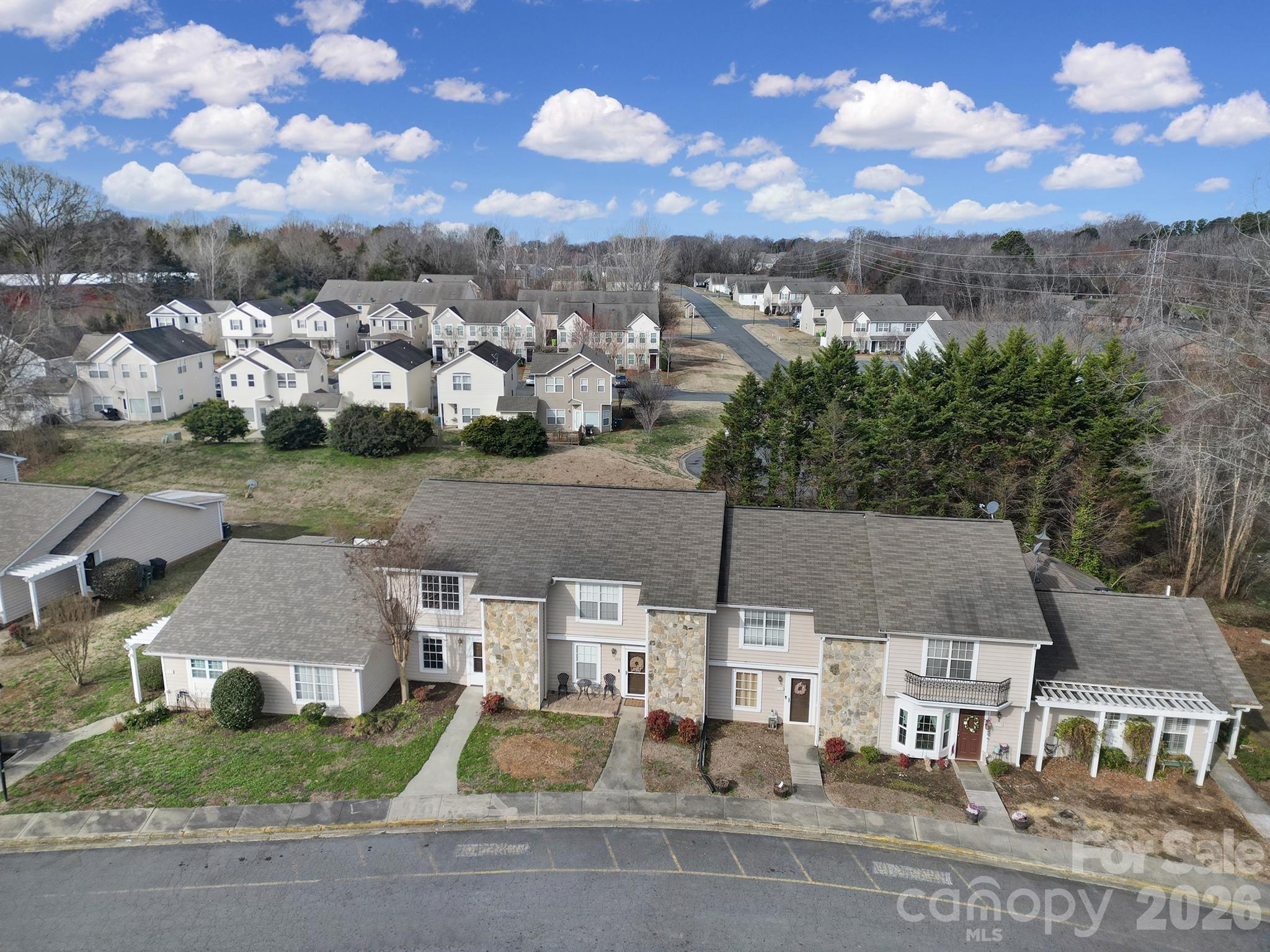 Manor Lake - Residential