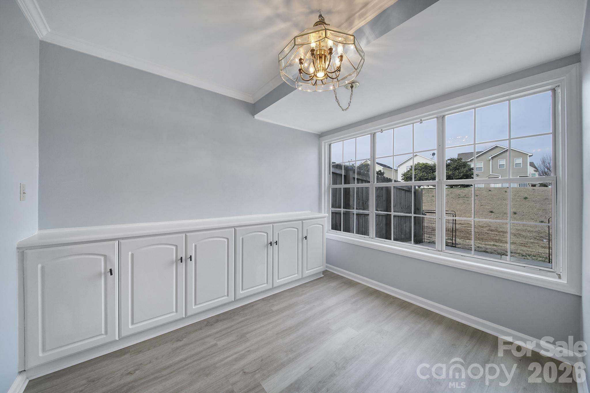 Manor Lake - Residential