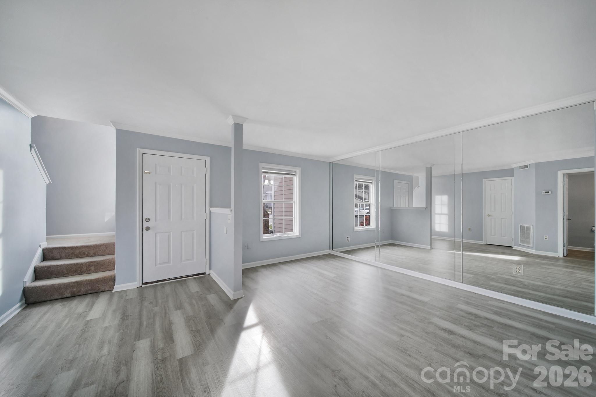 Manor Lake - Residential