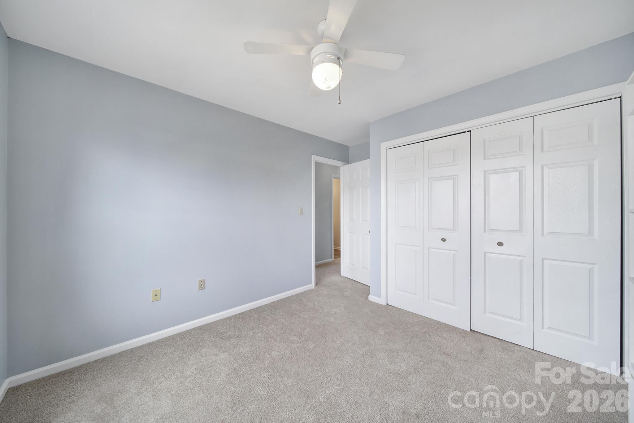 Manor Lake - Residential