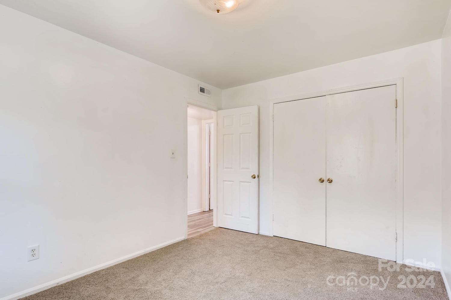 Derita Woods - Residential Income