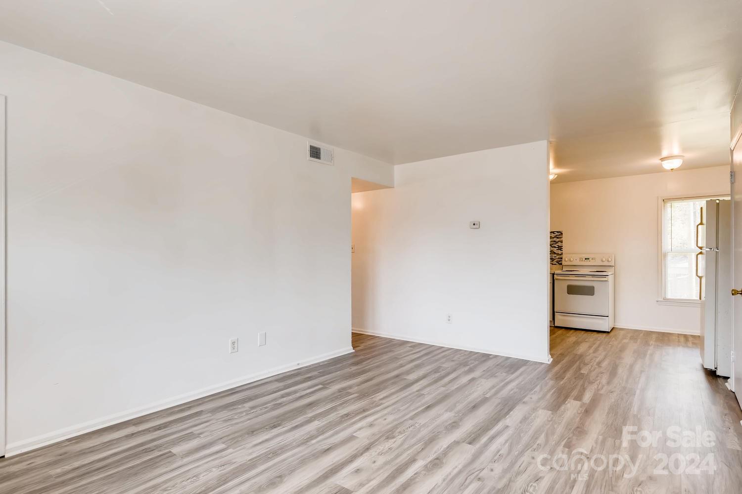 Derita Woods - Residential Income