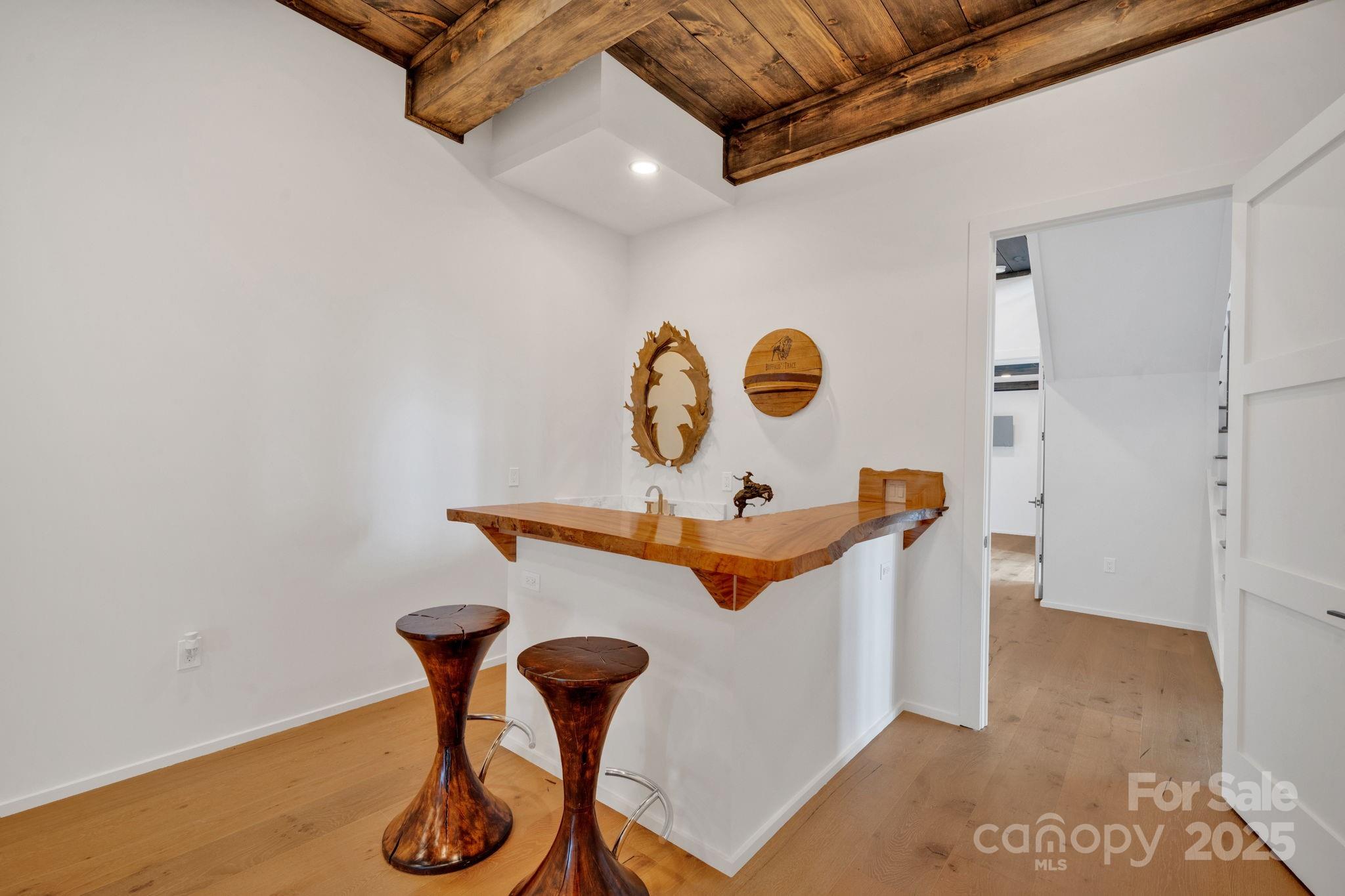 Eagles Nest - Residential