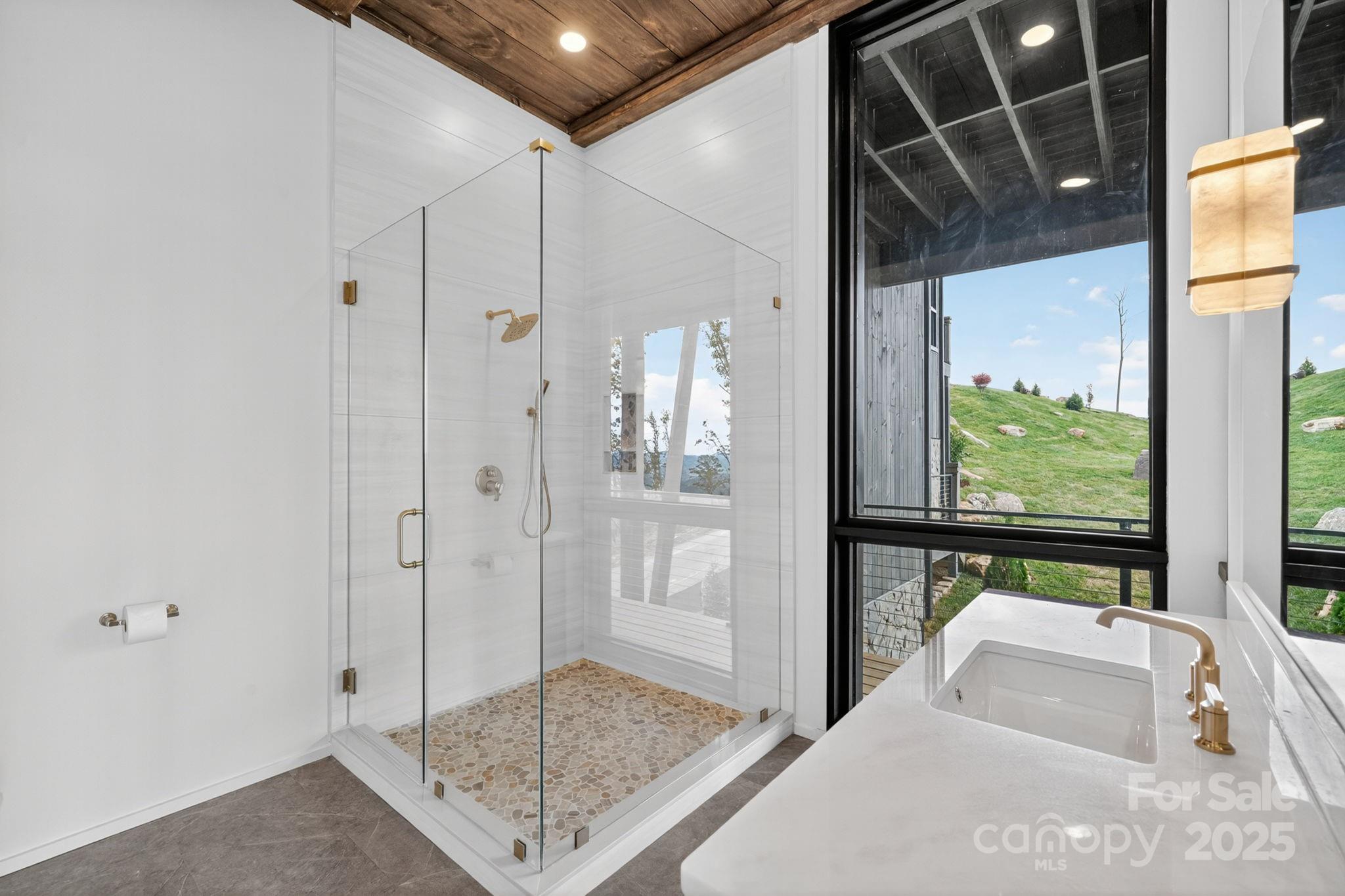 Eagles Nest - Residential