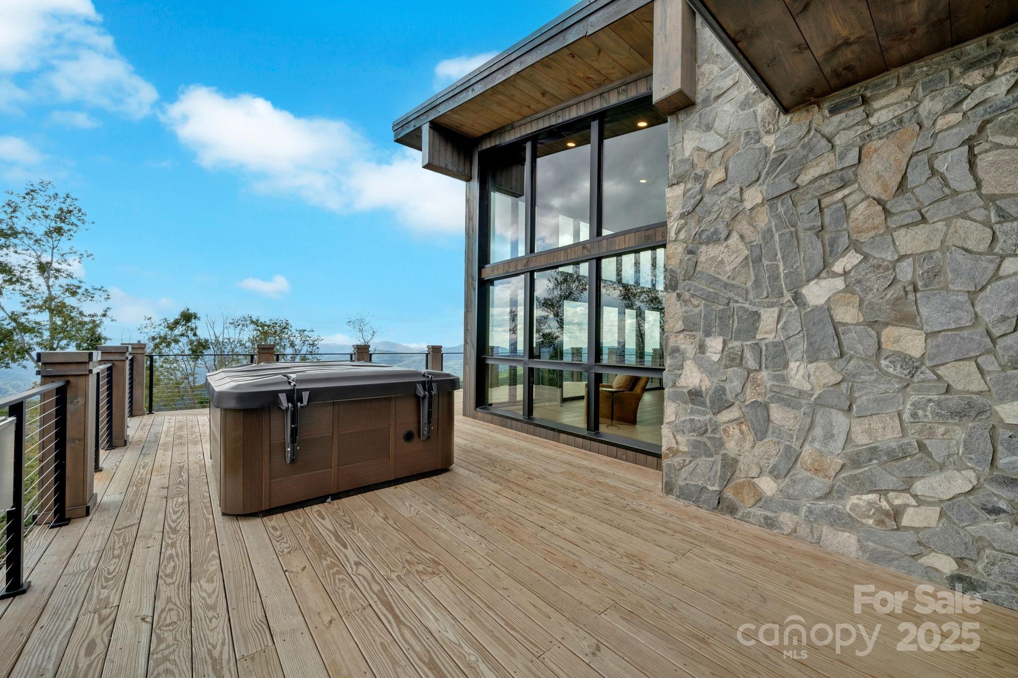 Eagles Nest - Residential