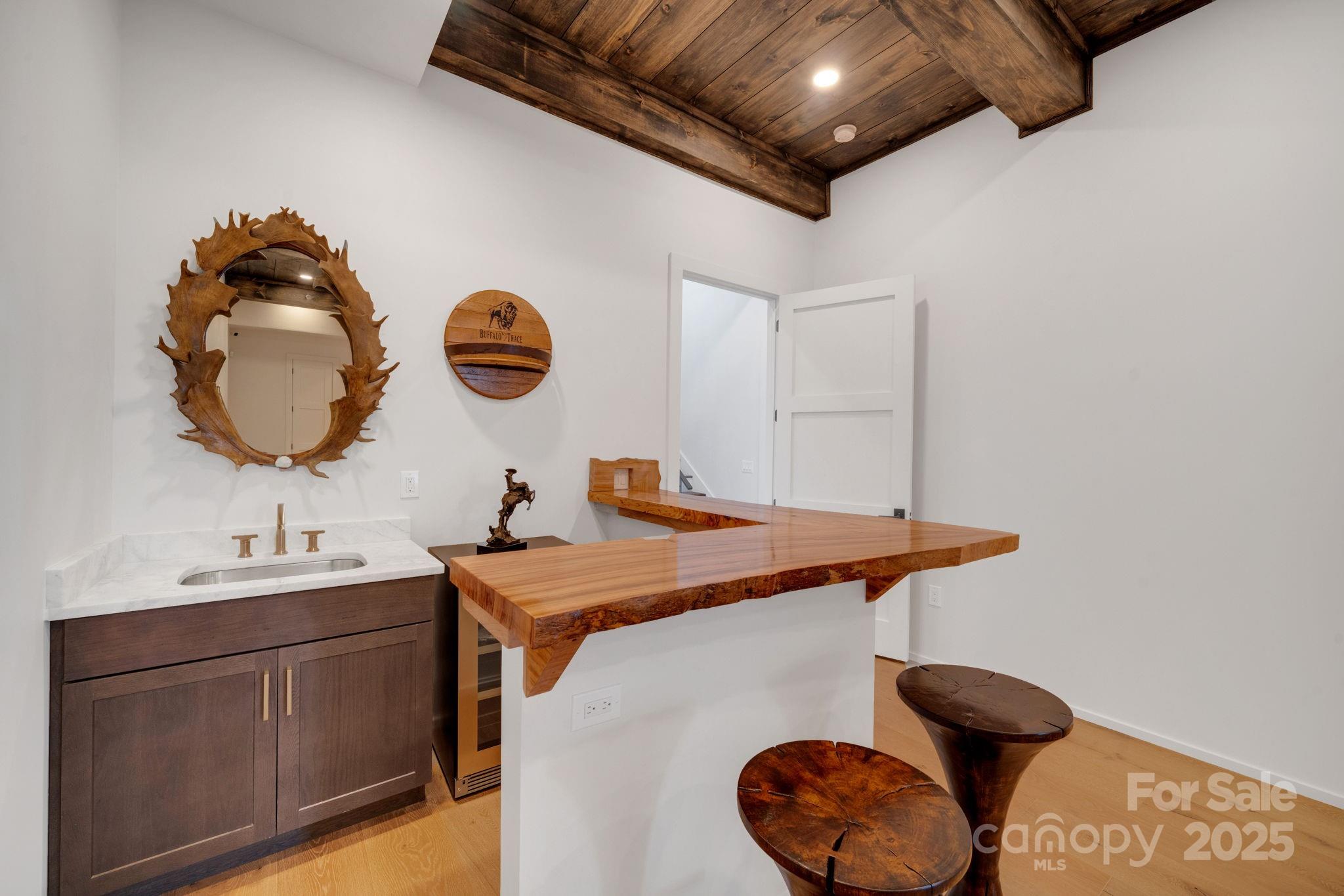 Eagles Nest - Residential