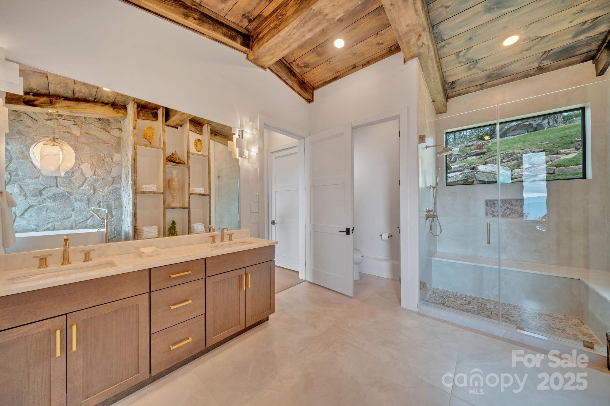 Eagles Nest - Residential