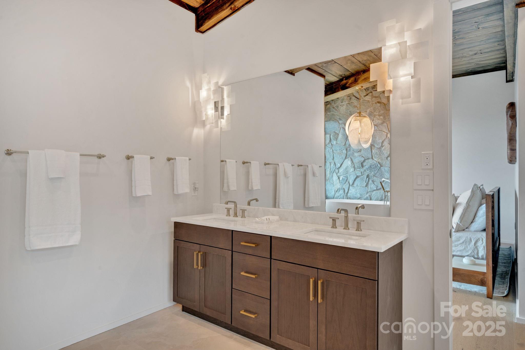 Eagles Nest - Residential