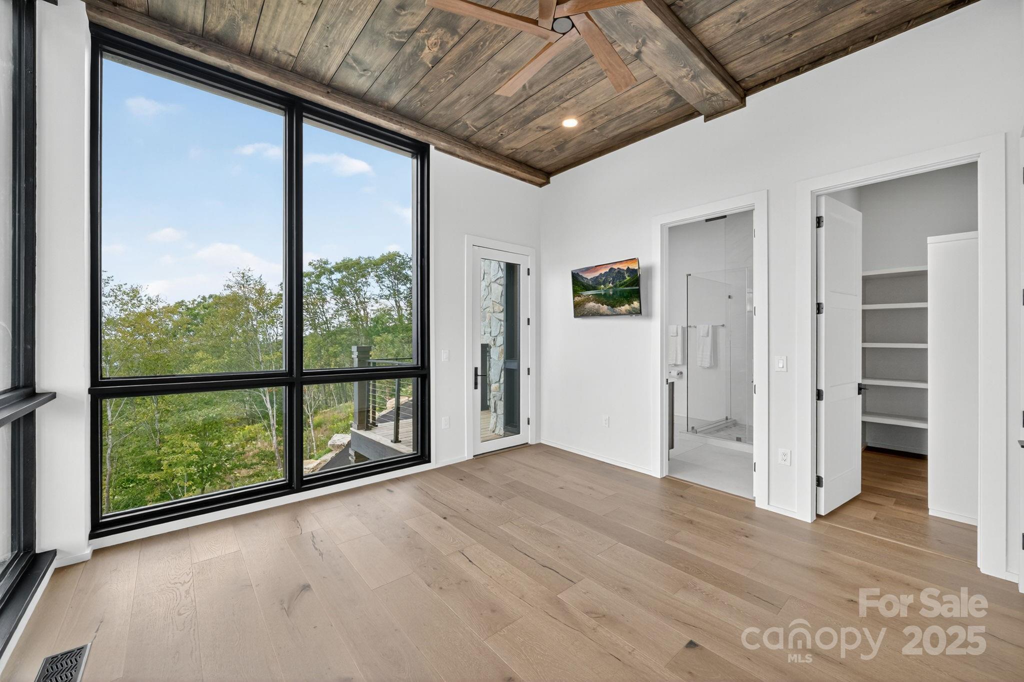 Eagles Nest - Residential