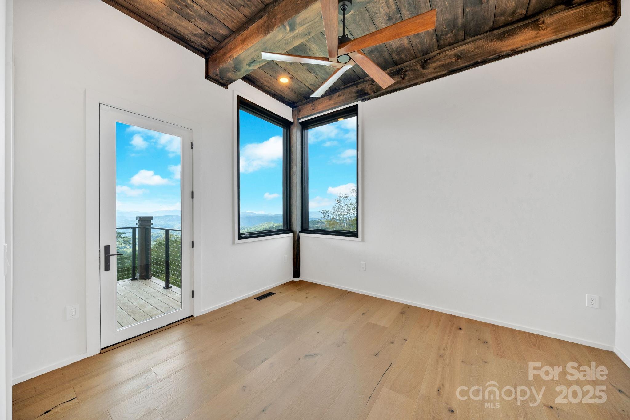 Eagles Nest - Residential