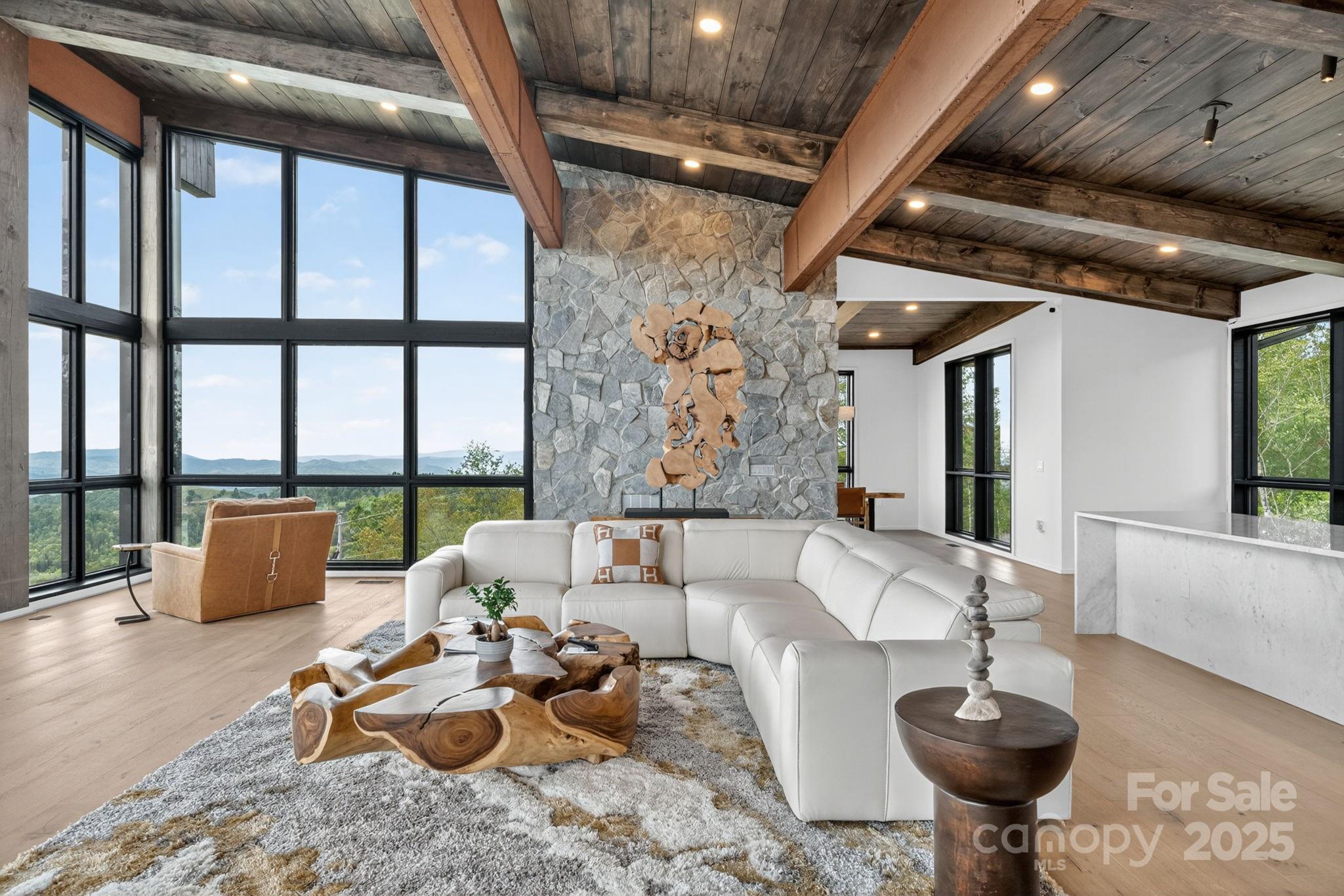 404 Silver Eagle Trail