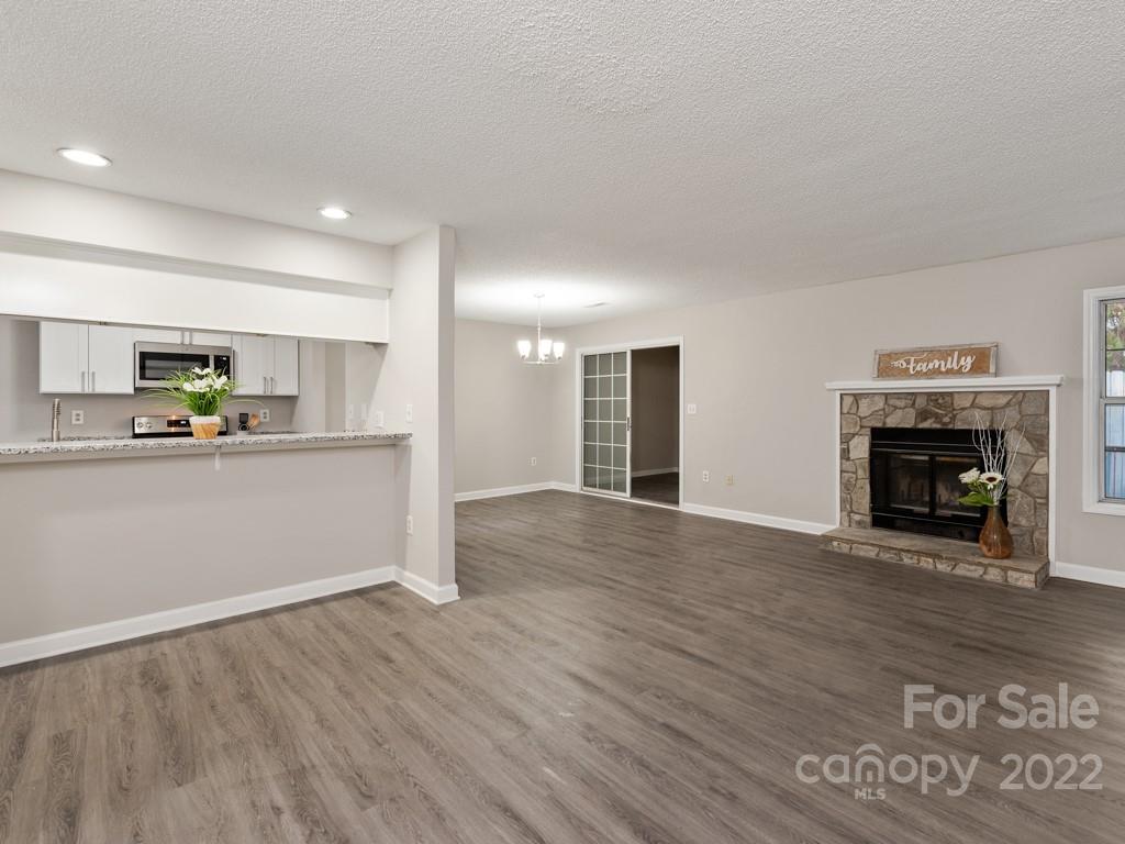 Dogwood Hollow - Residential