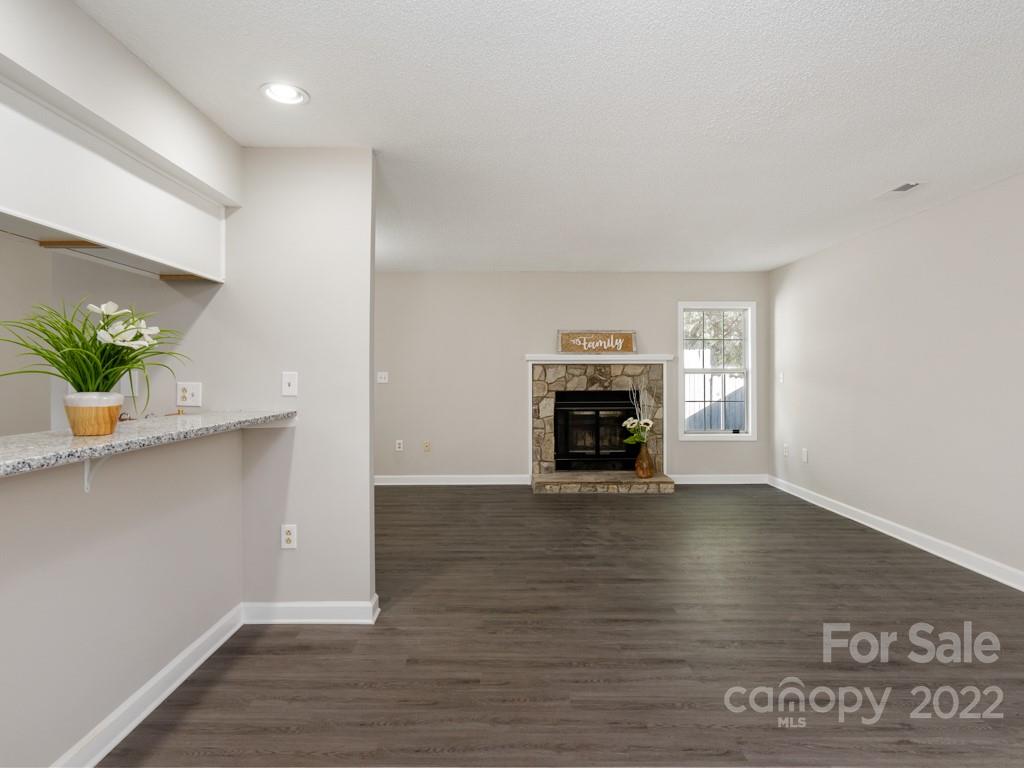 Dogwood Hollow - Residential