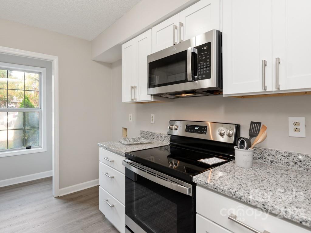 Dogwood Hollow - Residential