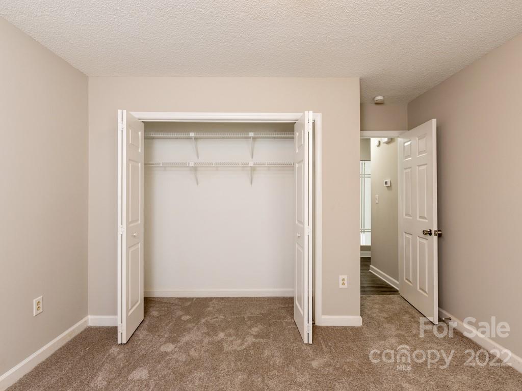 Dogwood Hollow - Residential