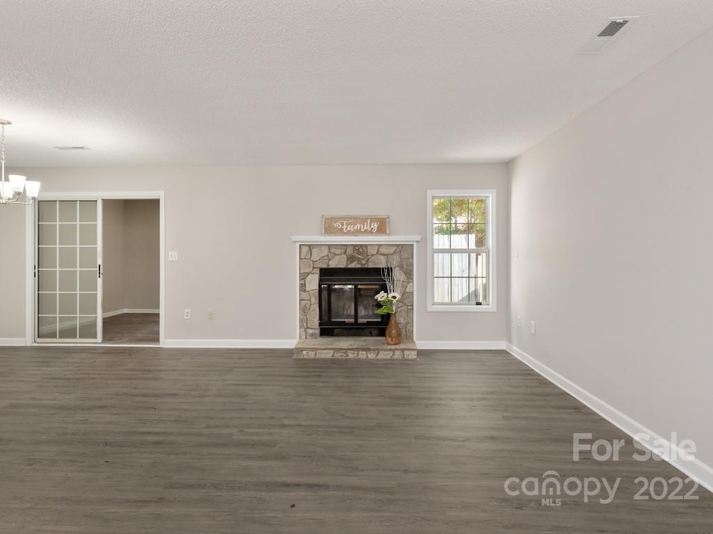 Dogwood Hollow - Residential