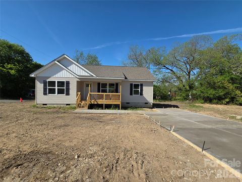Photo of 107 Murray Street, Chester, SC 29706 (MLS # 4369341)