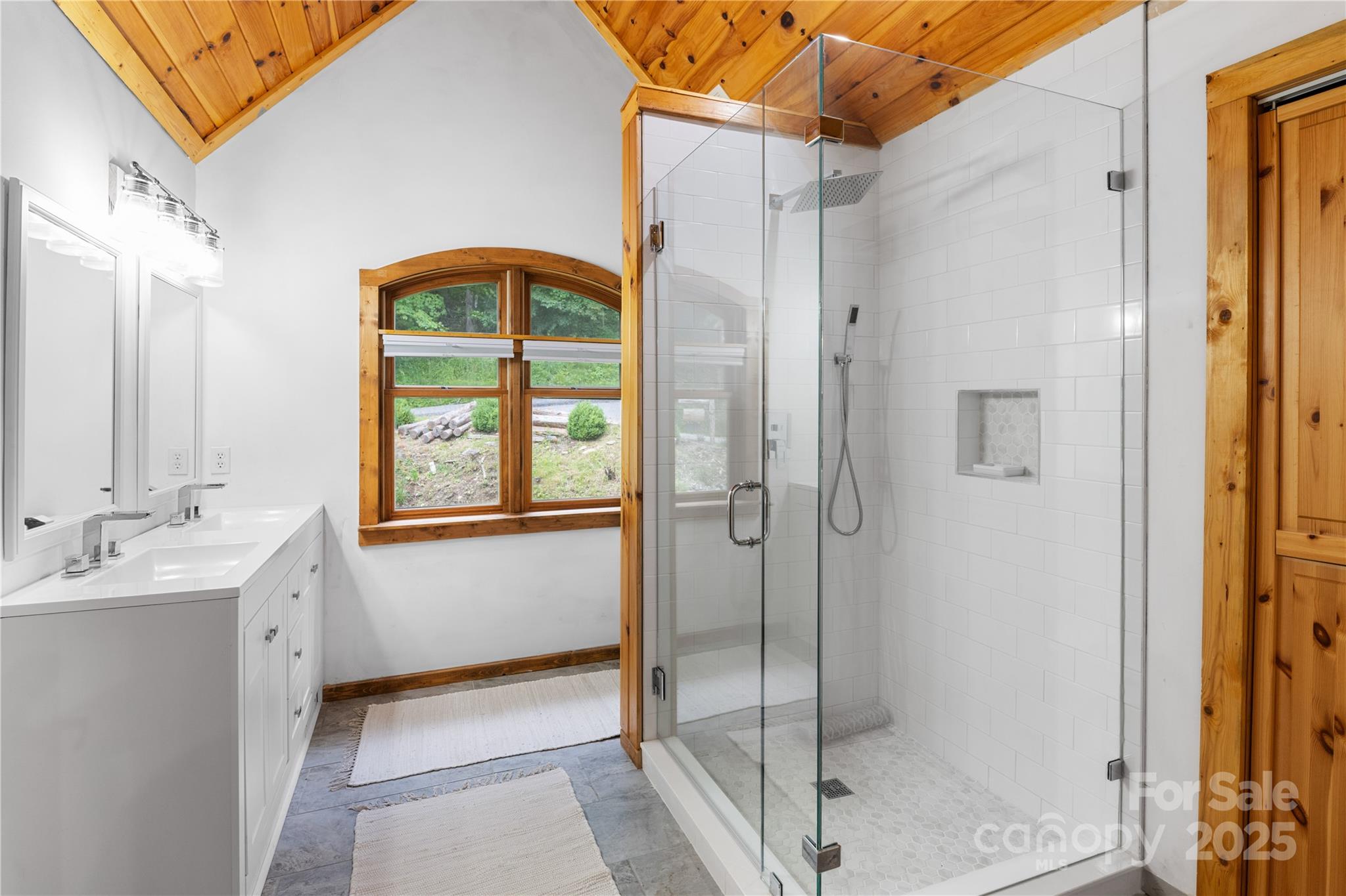 Wolf Laurel - Residential