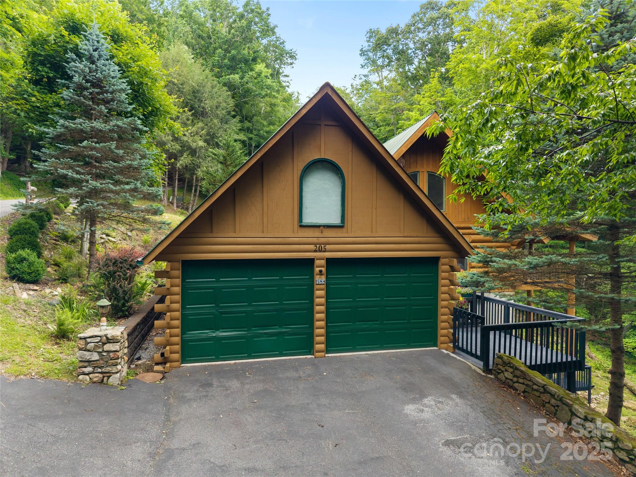 Wolf Laurel - Residential