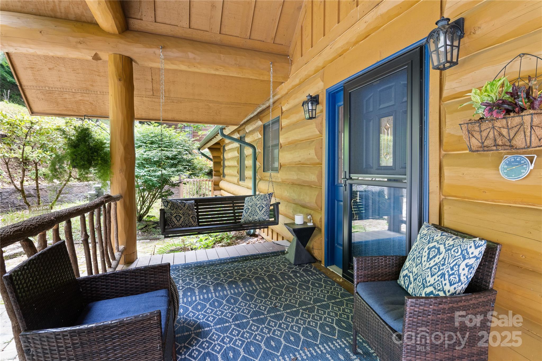 205 Chestnut Village