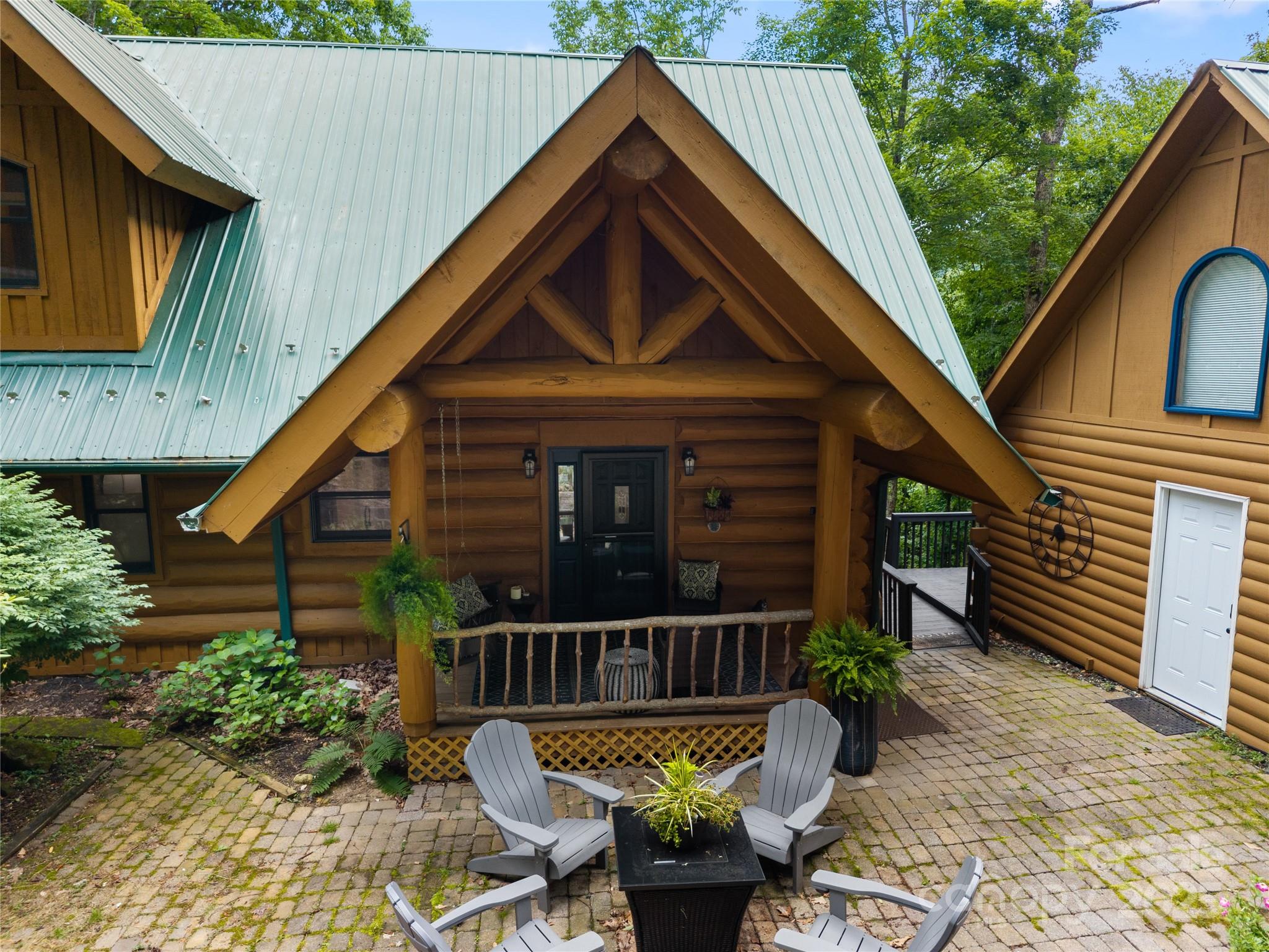 Wolf Laurel - Residential