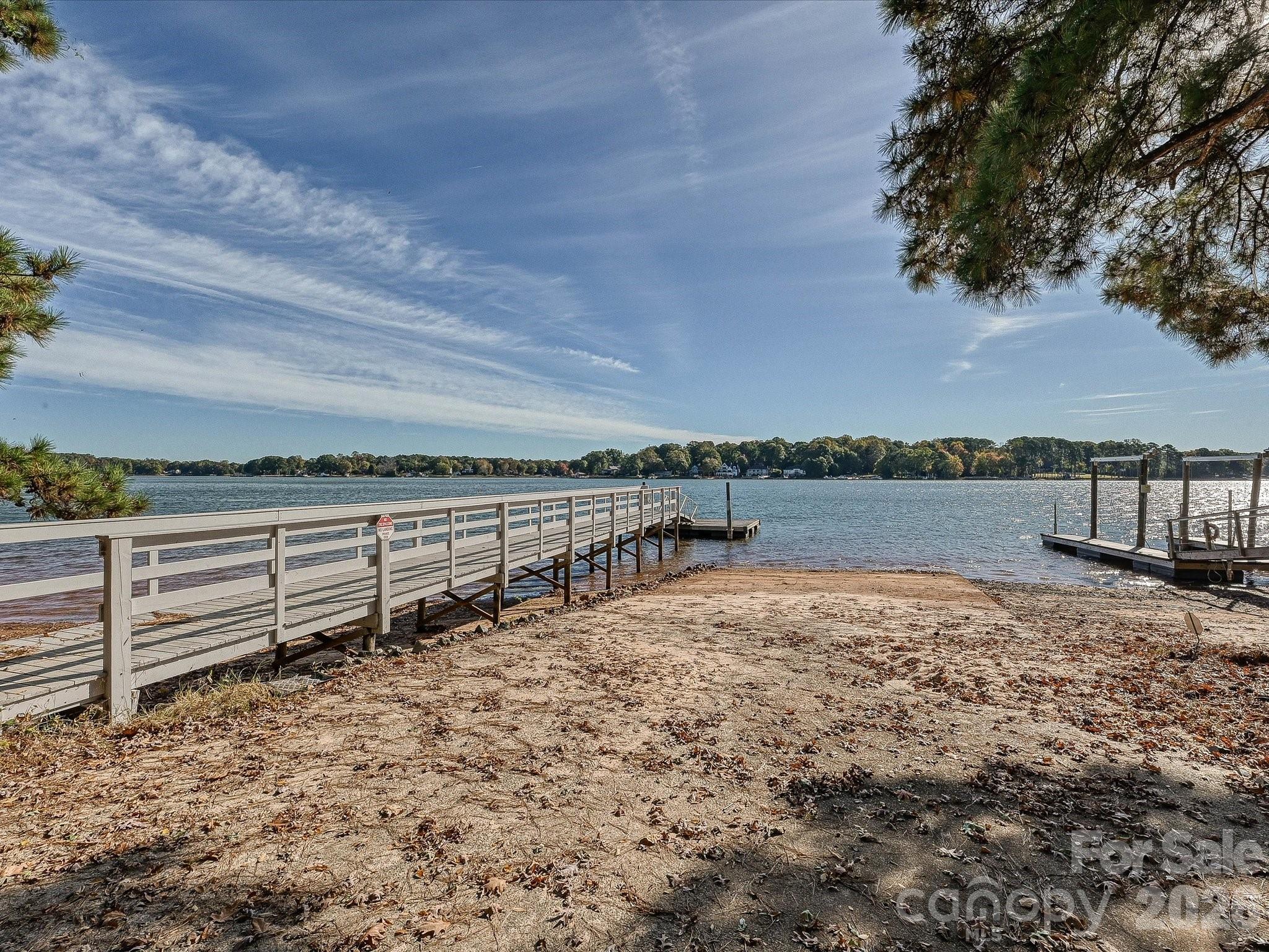 Woodland Hills - Residential