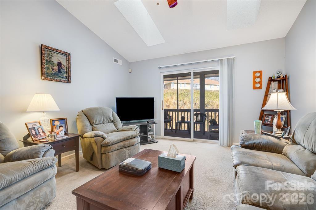 2904 Sagamore Lane