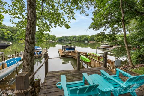 10452 Quiet Bay Court Charlotte NC 28278