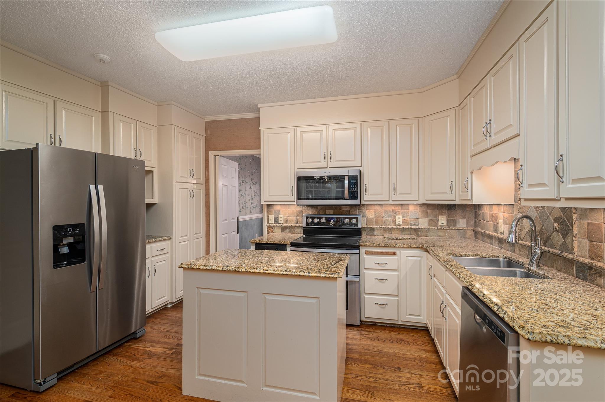 Woodmere - Residential