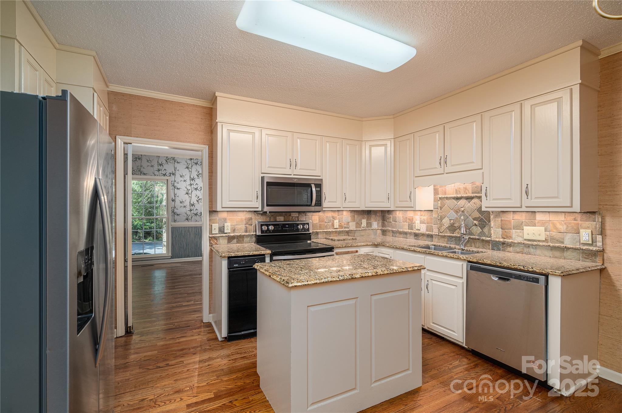 Woodmere - Residential