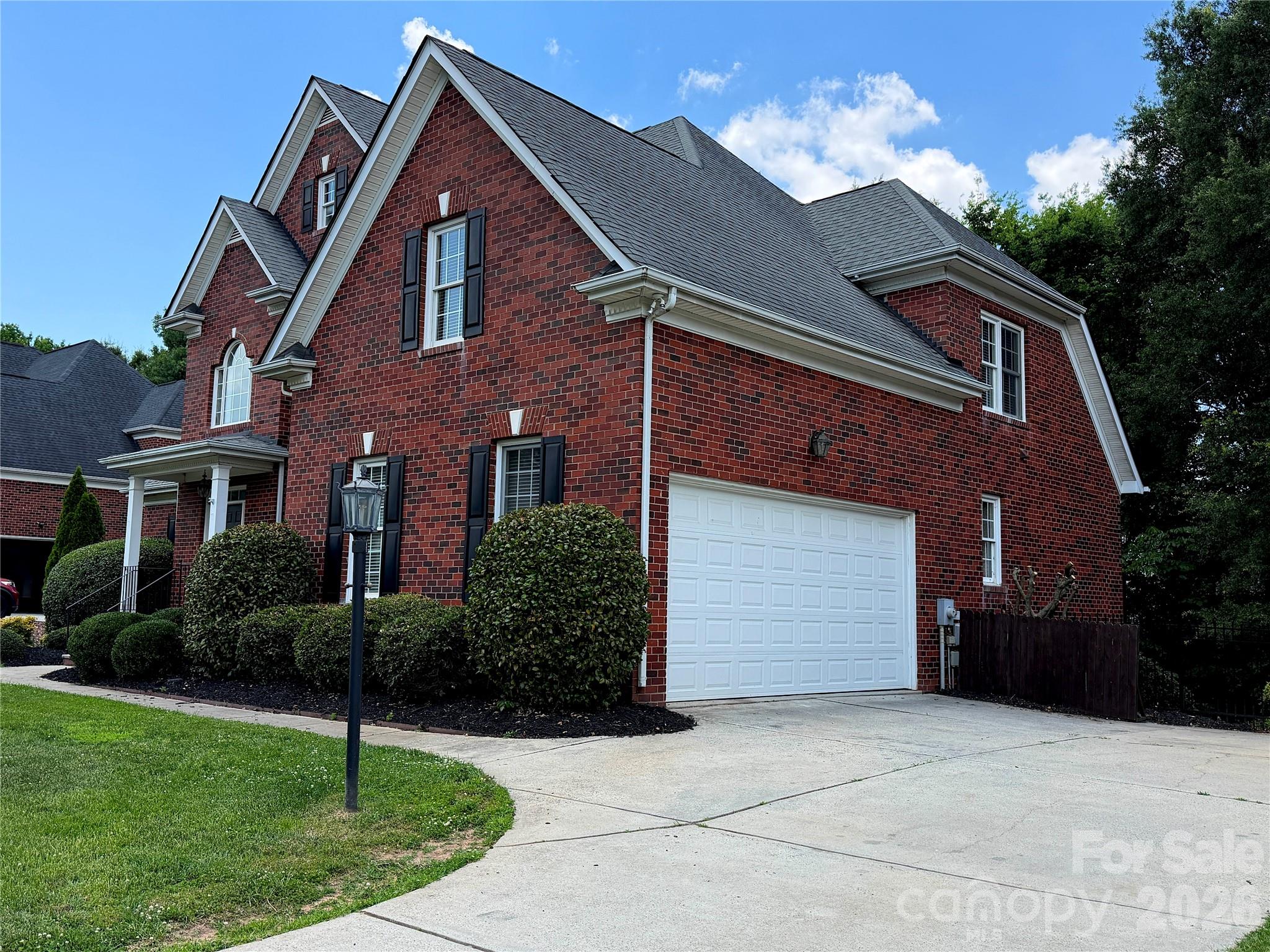 1332 Bershire Lane
