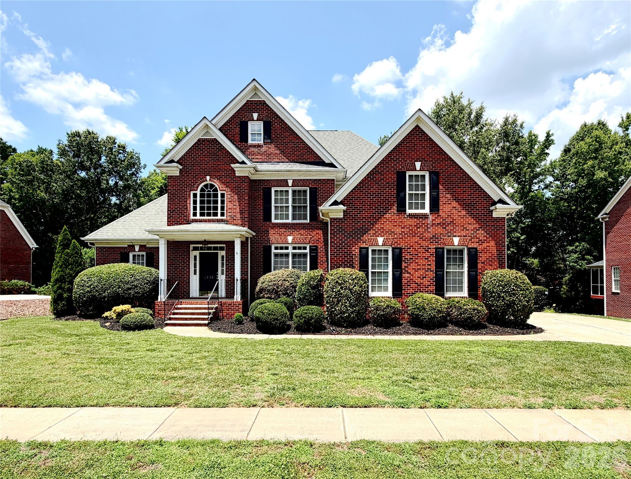 1332 Bershire Lane