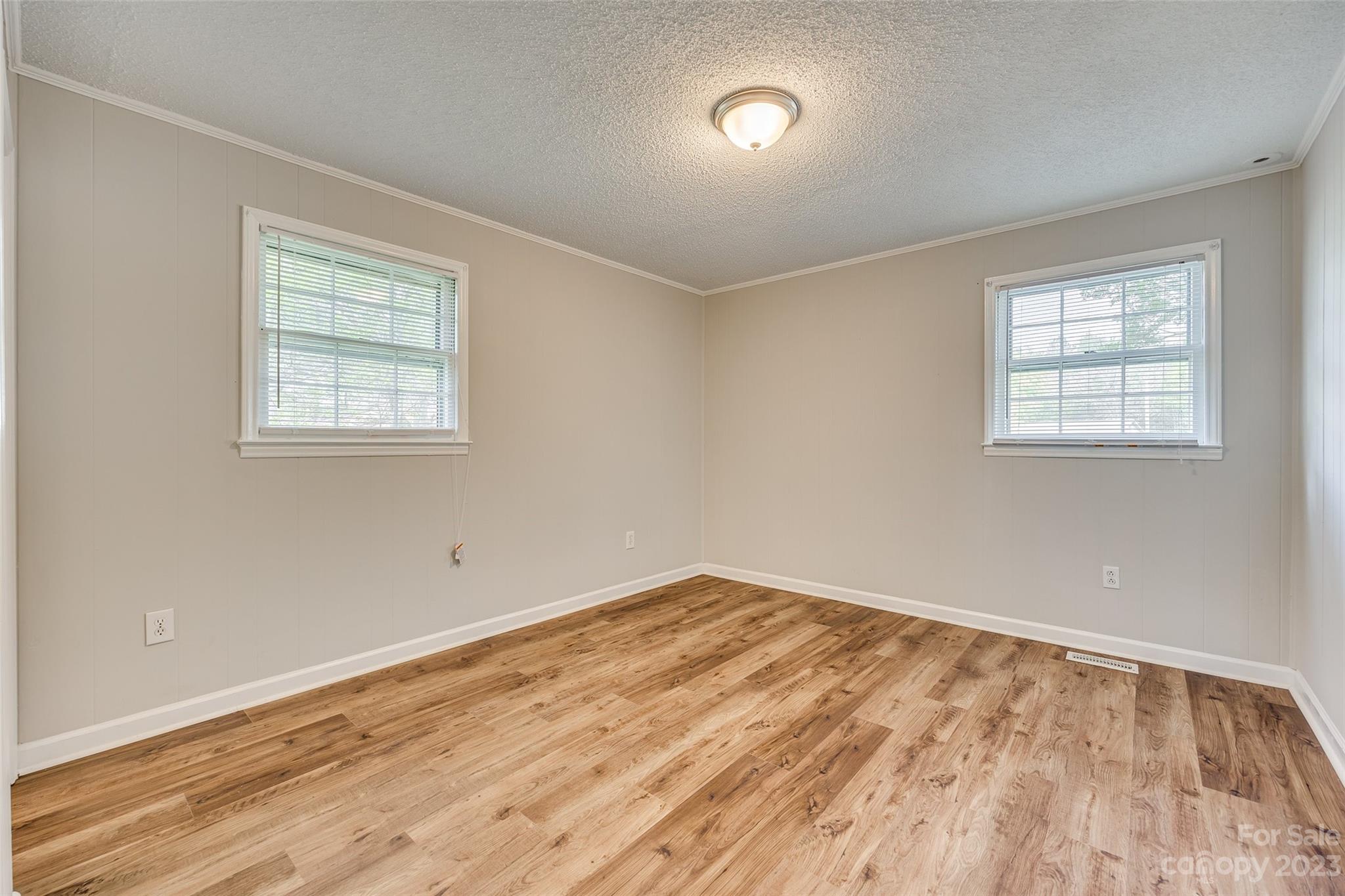 Cedar Villa - Residential