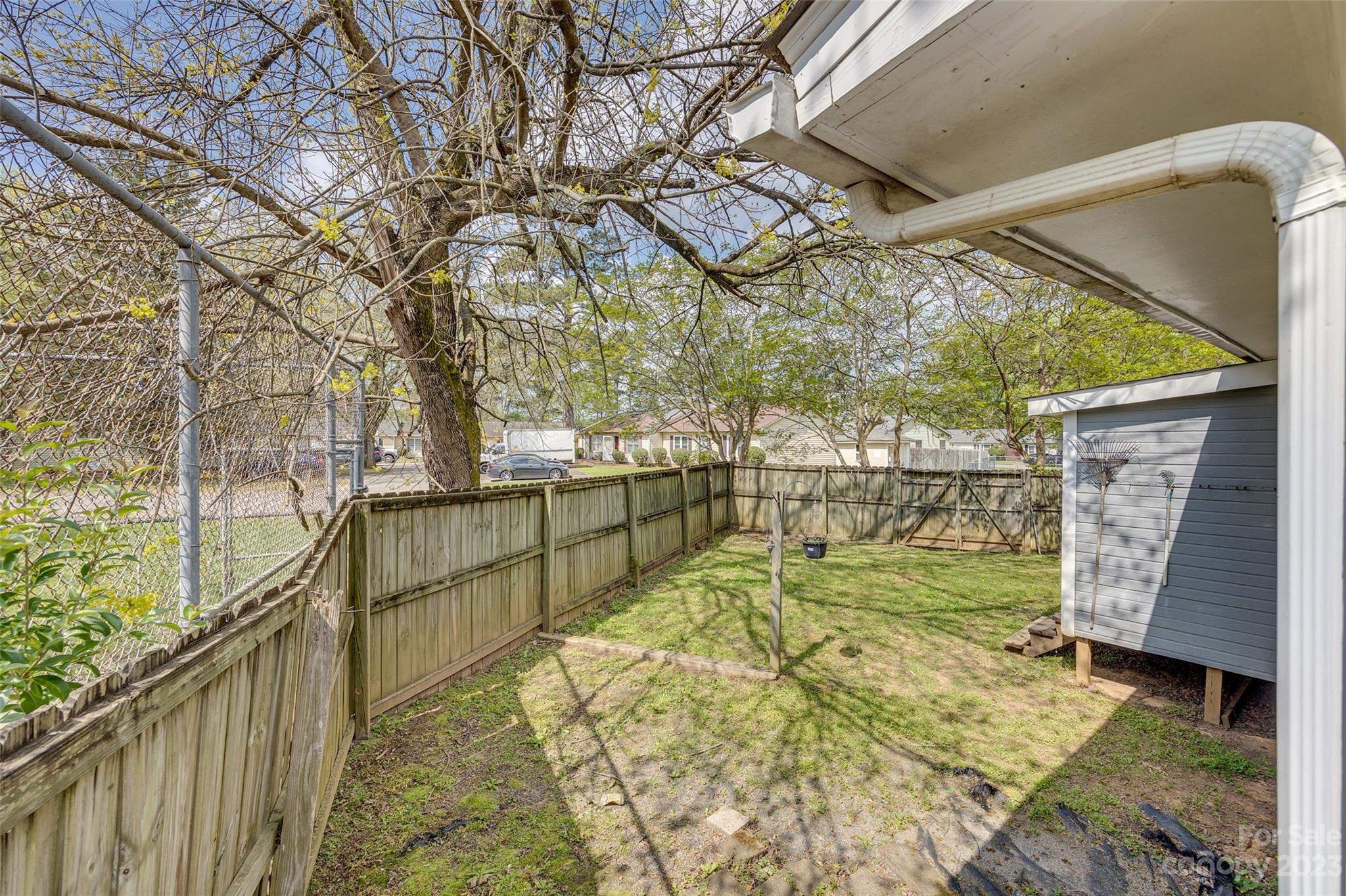 Cedar Villa - Residential