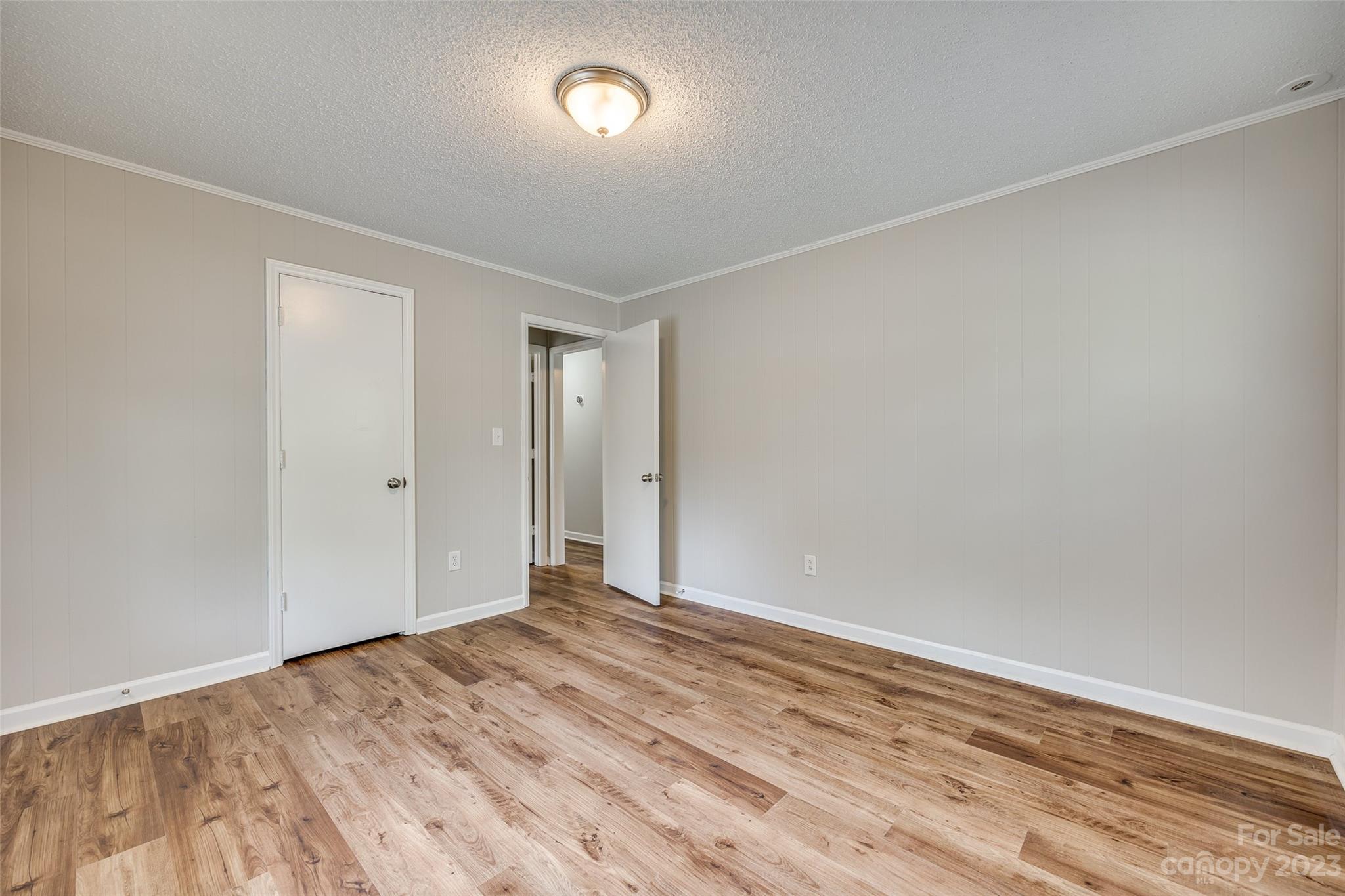 Cedar Villa - Residential