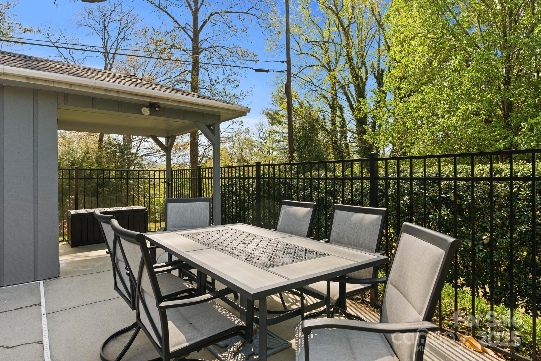 Charlesmont - Residential