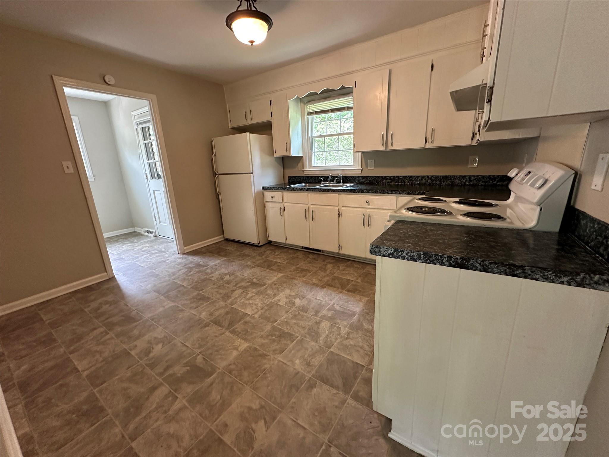 5008 Delivau Drive