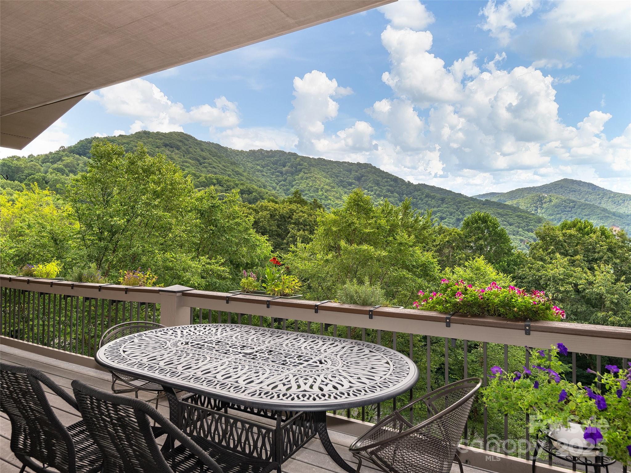 37 Enclave Drive