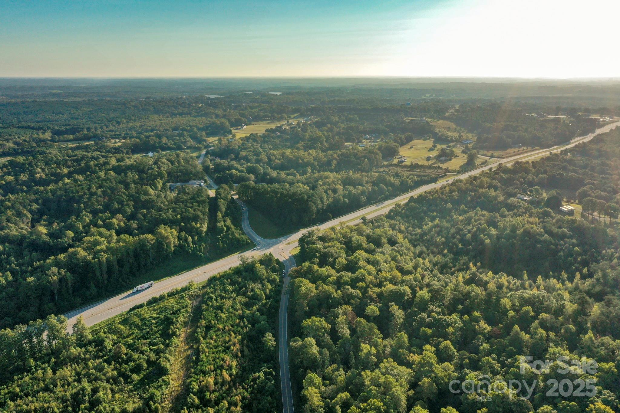 0000 US 221S Highway