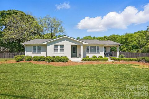 Photo of 411 Baucom Deese Road, Monroe, NC 28110 (MLS # 4341676)