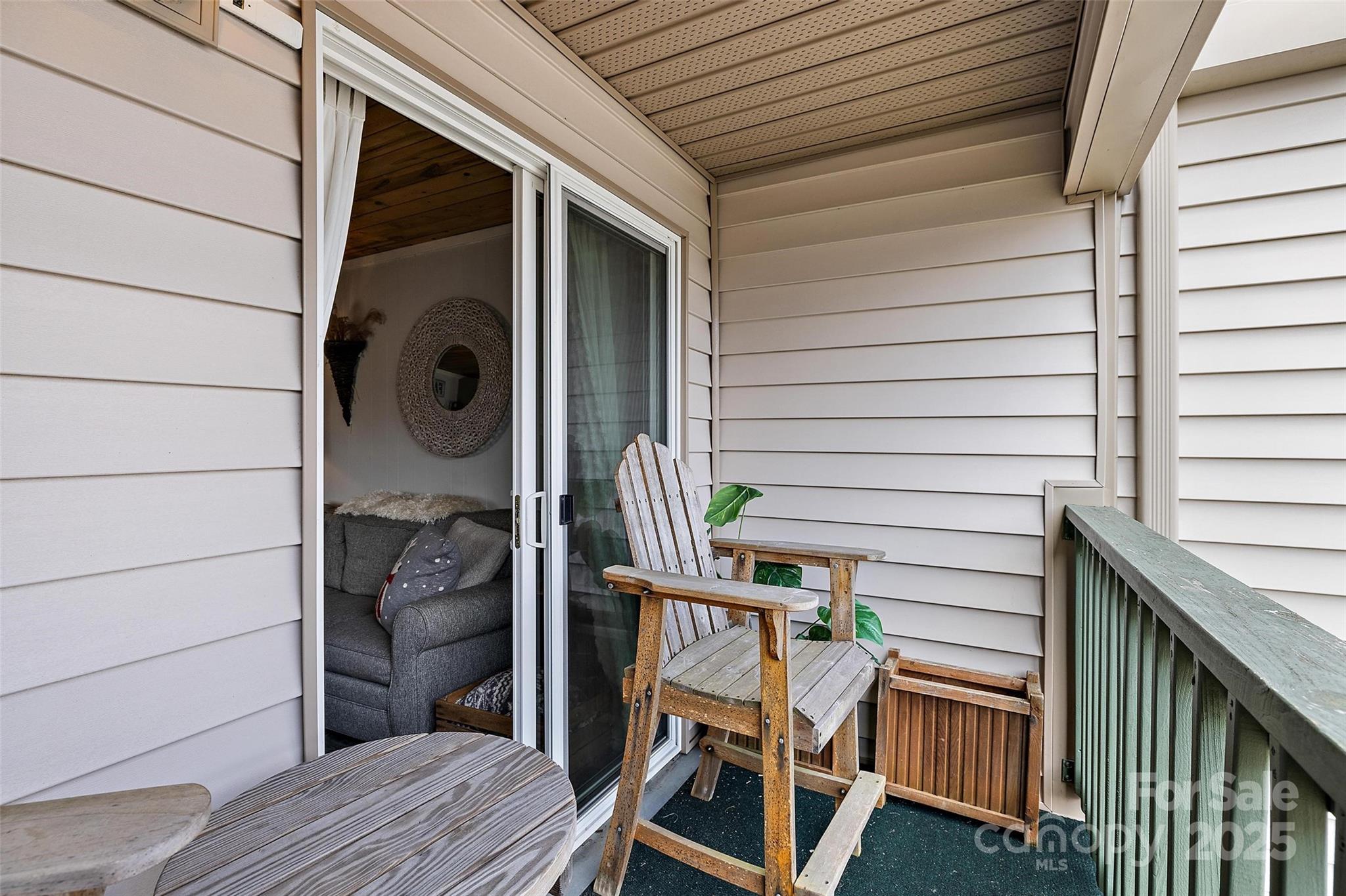 Pinnacle Inn - Residential