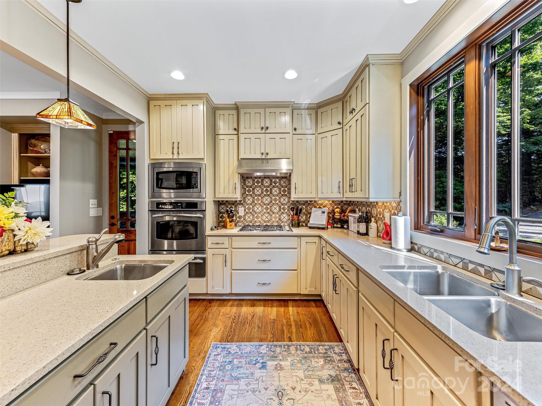 Lake Toxaway Estates - Residential