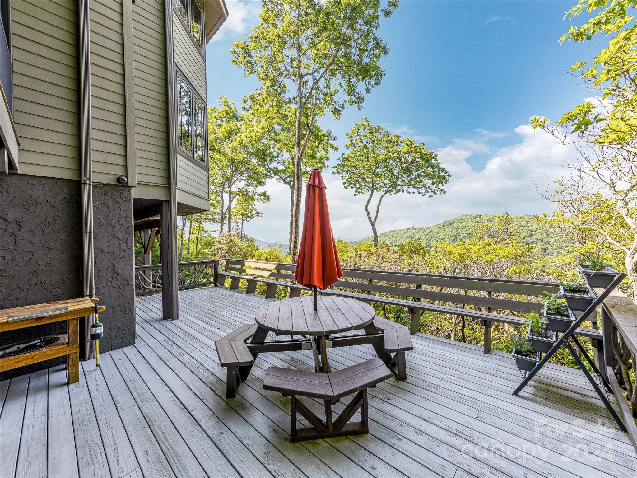 Lake Toxaway Estates - Residential