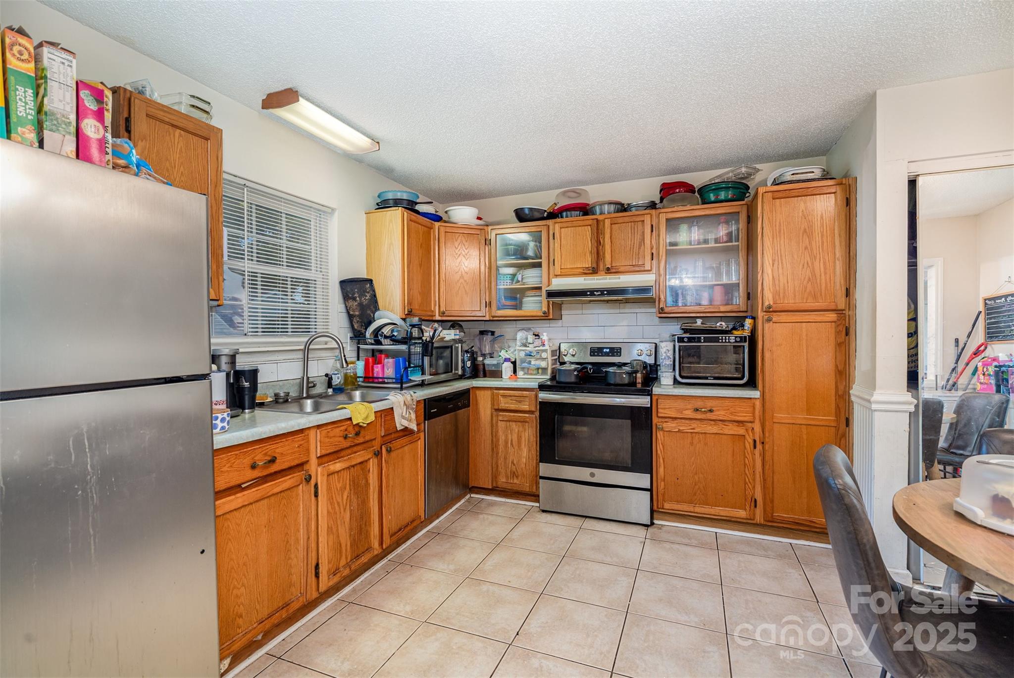 1542 Hunt Club Court