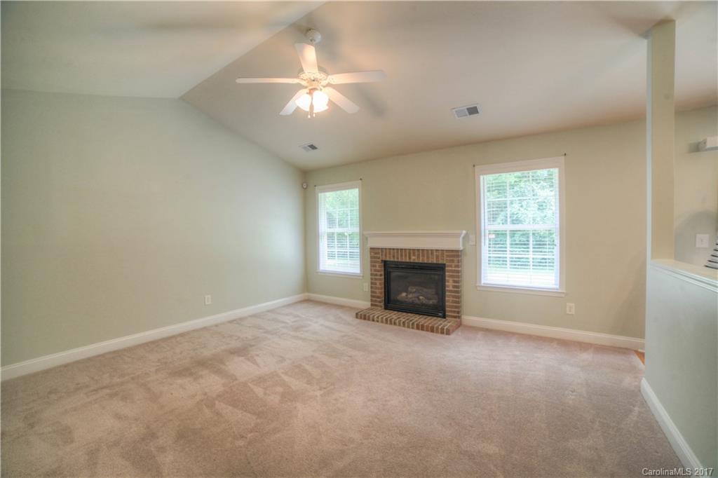 Ole Eastpointe - Residential