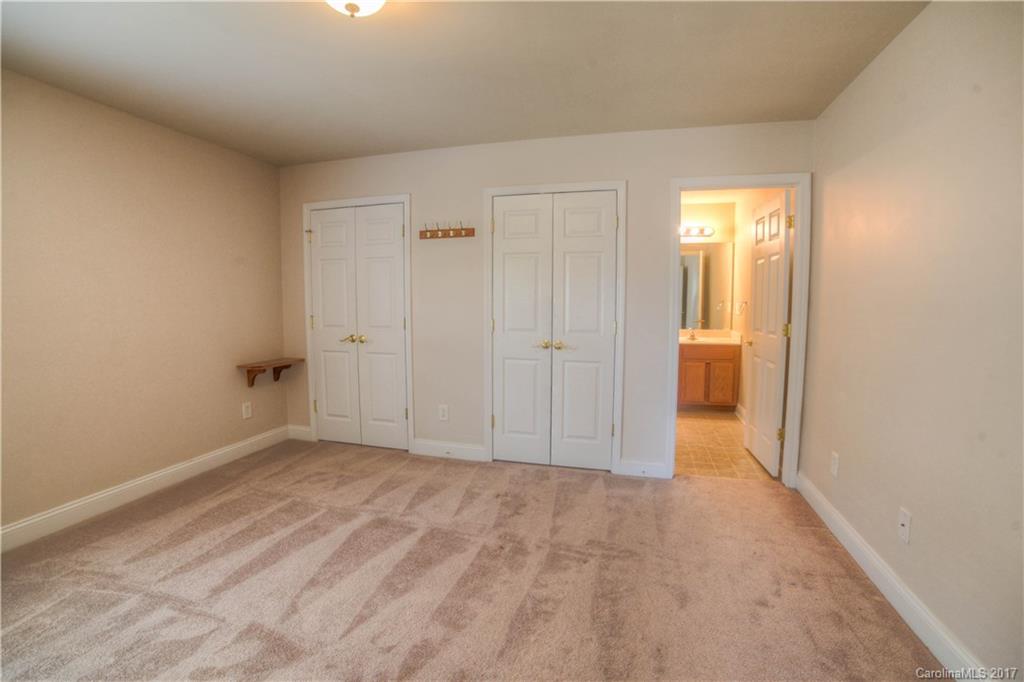 Ole Eastpointe - Residential