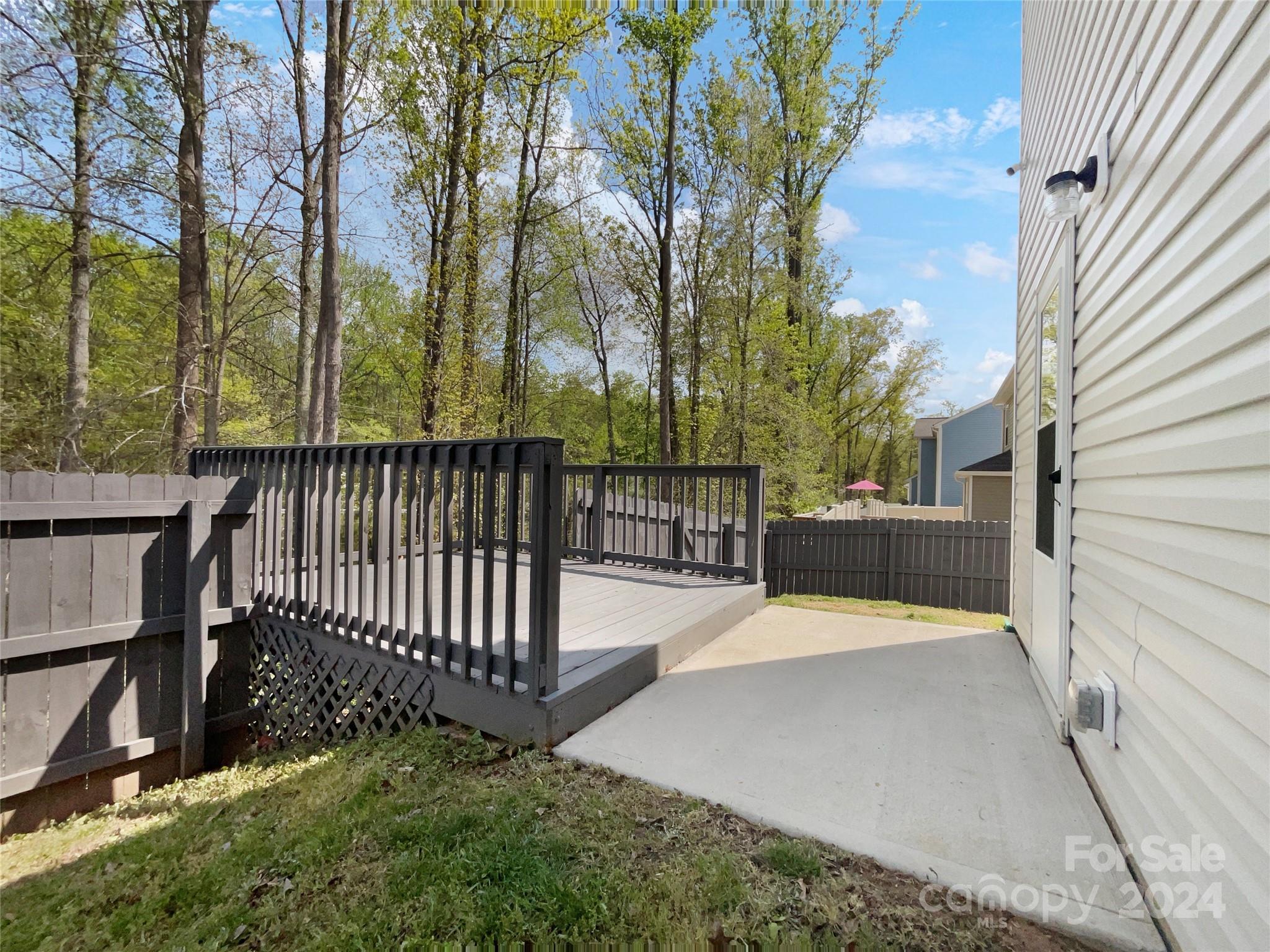 Austen Lakes - Residential